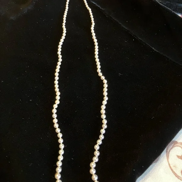 14 K CLASP AUTHENTIC CULTURED PEARL NECKLACE 18” long. - Picture 11 of 17